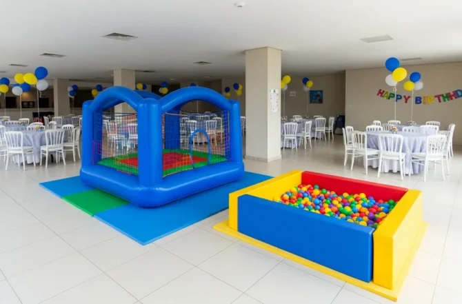 Aluguel de Brinquedos para Salão de Festas de Condomínio: O que é Permitido e o que Funciona Melhor?